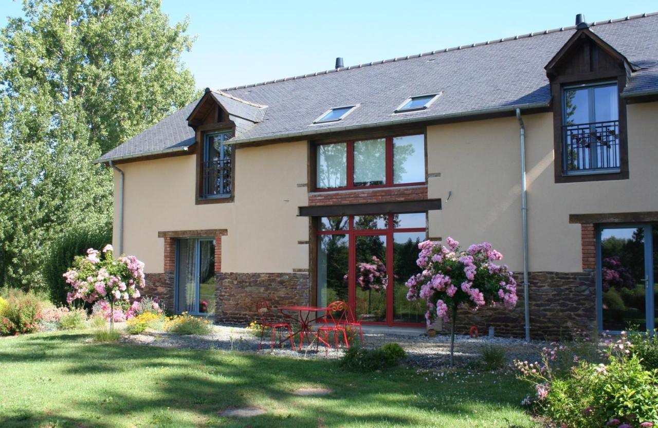 Bed and Breakfast Domaine De La Fontaine Chavagne Exteriér fotografie